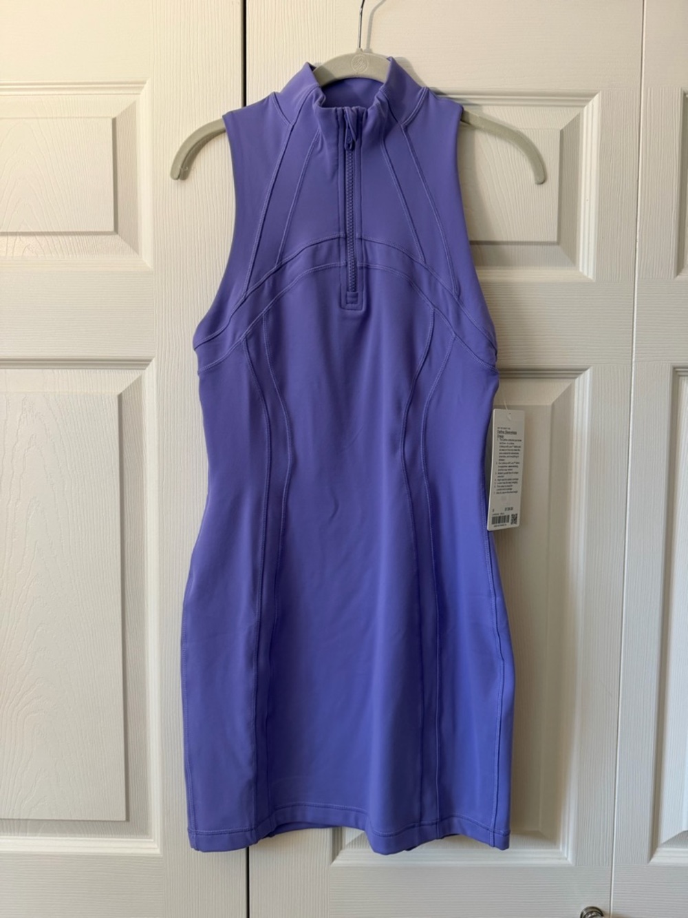 Lululemon define sleeveless dress
